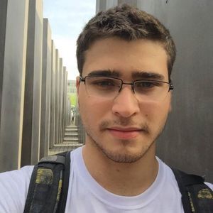 Meet your Posher, Armando